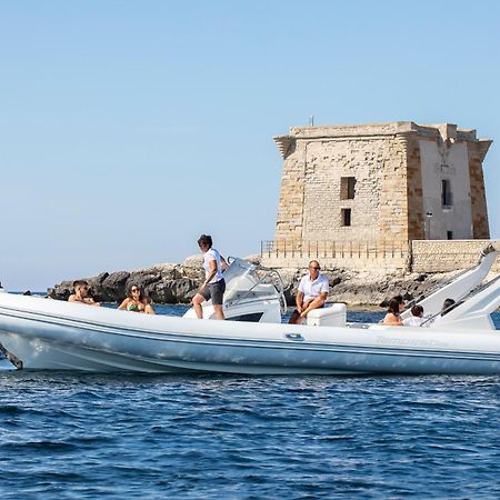 Dimora Donna Vitalia Apartments Trapani Esterno foto