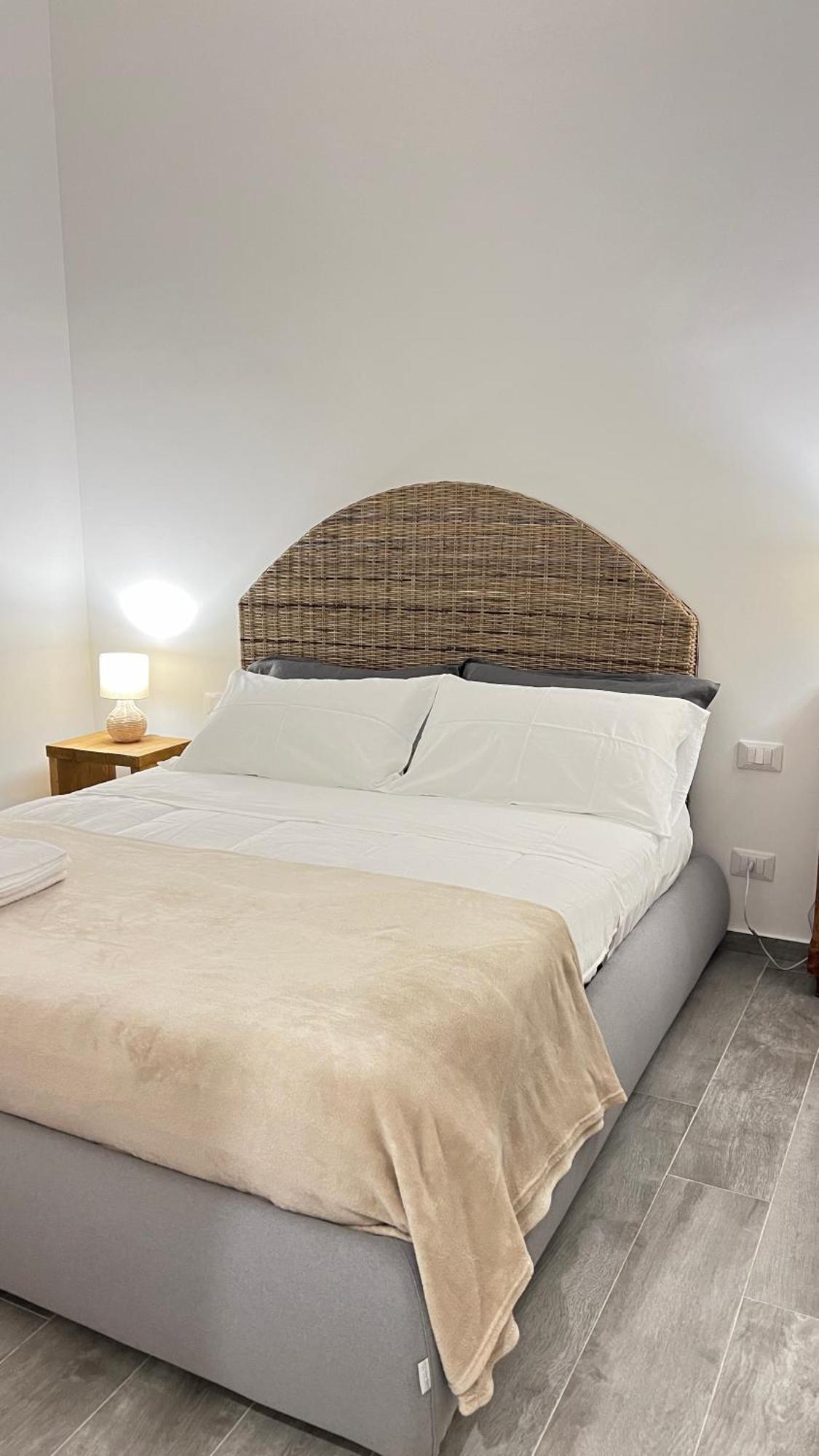 Dimora Donna Vitalia Apartments Trapani Esterno foto